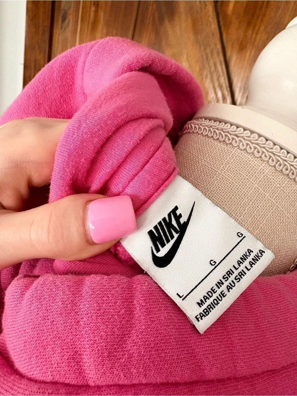 Nike Bright Pink Pullover Hoodie 🩷✨